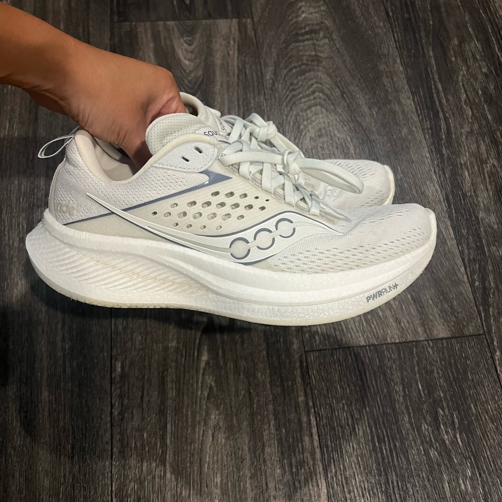 Women's White Running Shoes Saucony Ride 17
